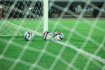 法国3-1胜塞内加尔，姆巴佩双响领跑I组（配图示意）